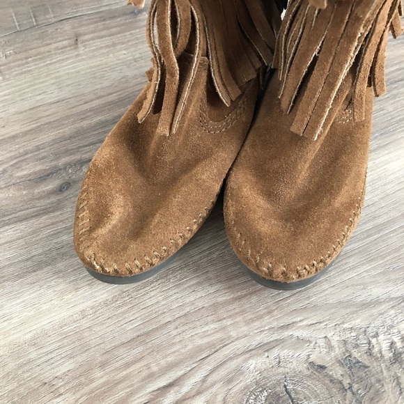 Minnetonka brown 3 layer suede fringe moccasins womens size 5 - Picture 7 of 8